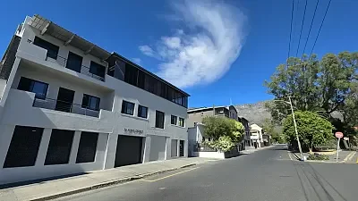 25 Hope Street, available retail to let in Gardens