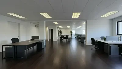 Office layout at 25 Hope Street, Gardens