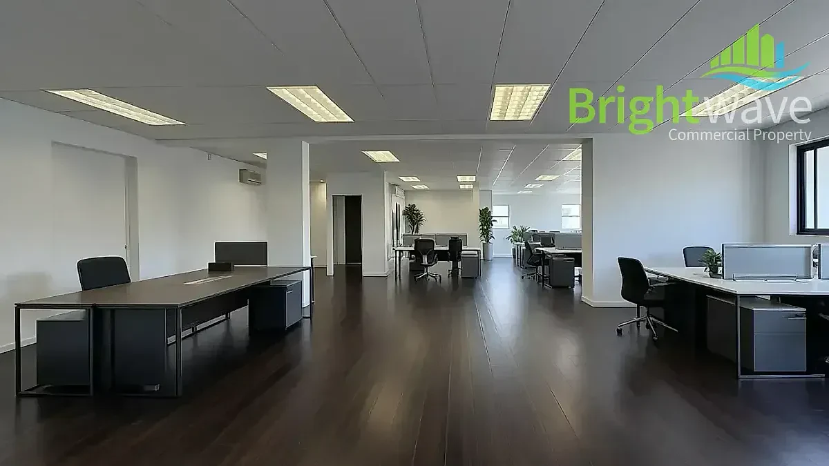 Office layout at 25 Hope Street, Gardens