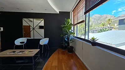 Office layout at 25 Hope Street, Gardens
