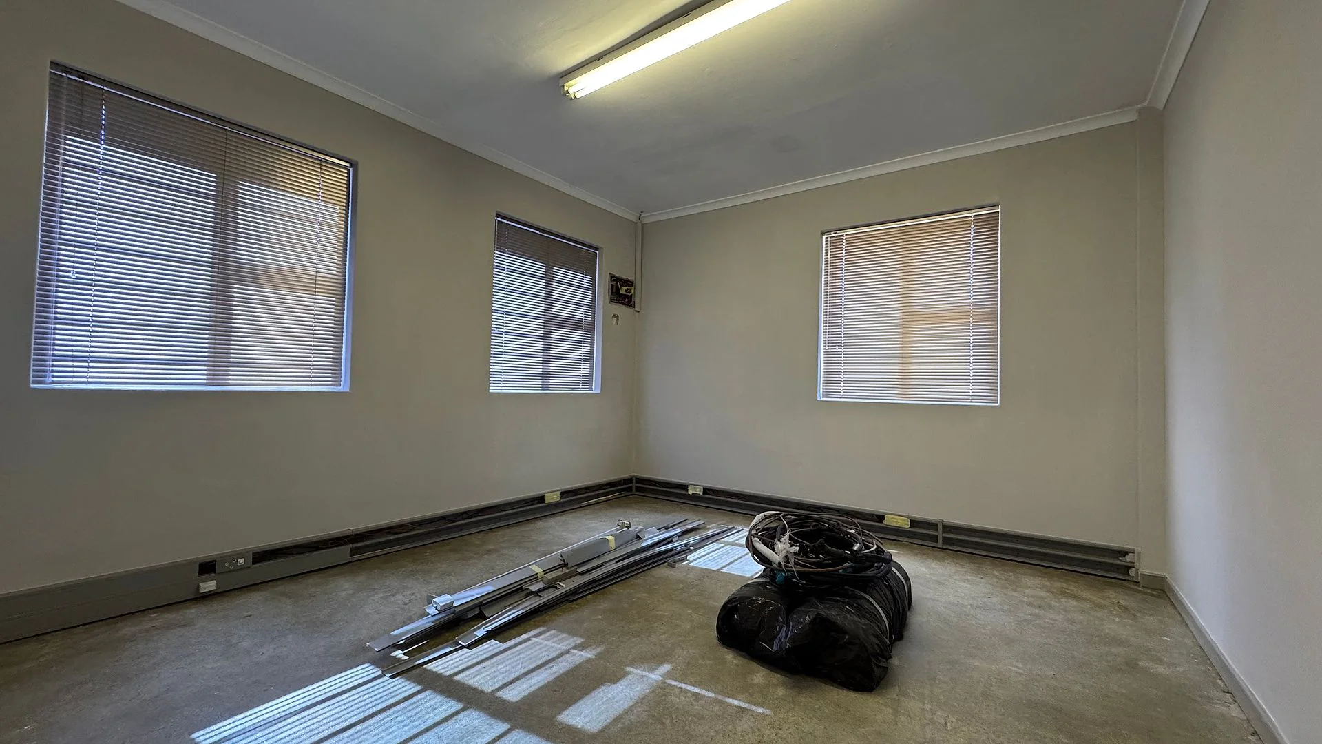 Devonshire Court, Wynberg, office for rent