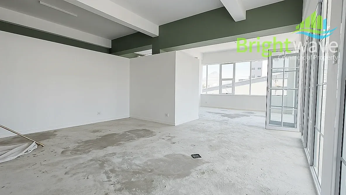 Office layout at 172 De Waal House, Woodstock