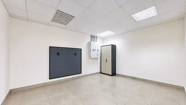 268 m2 office to let at Tygerberg Office Park in Plattekloof, server room interior.