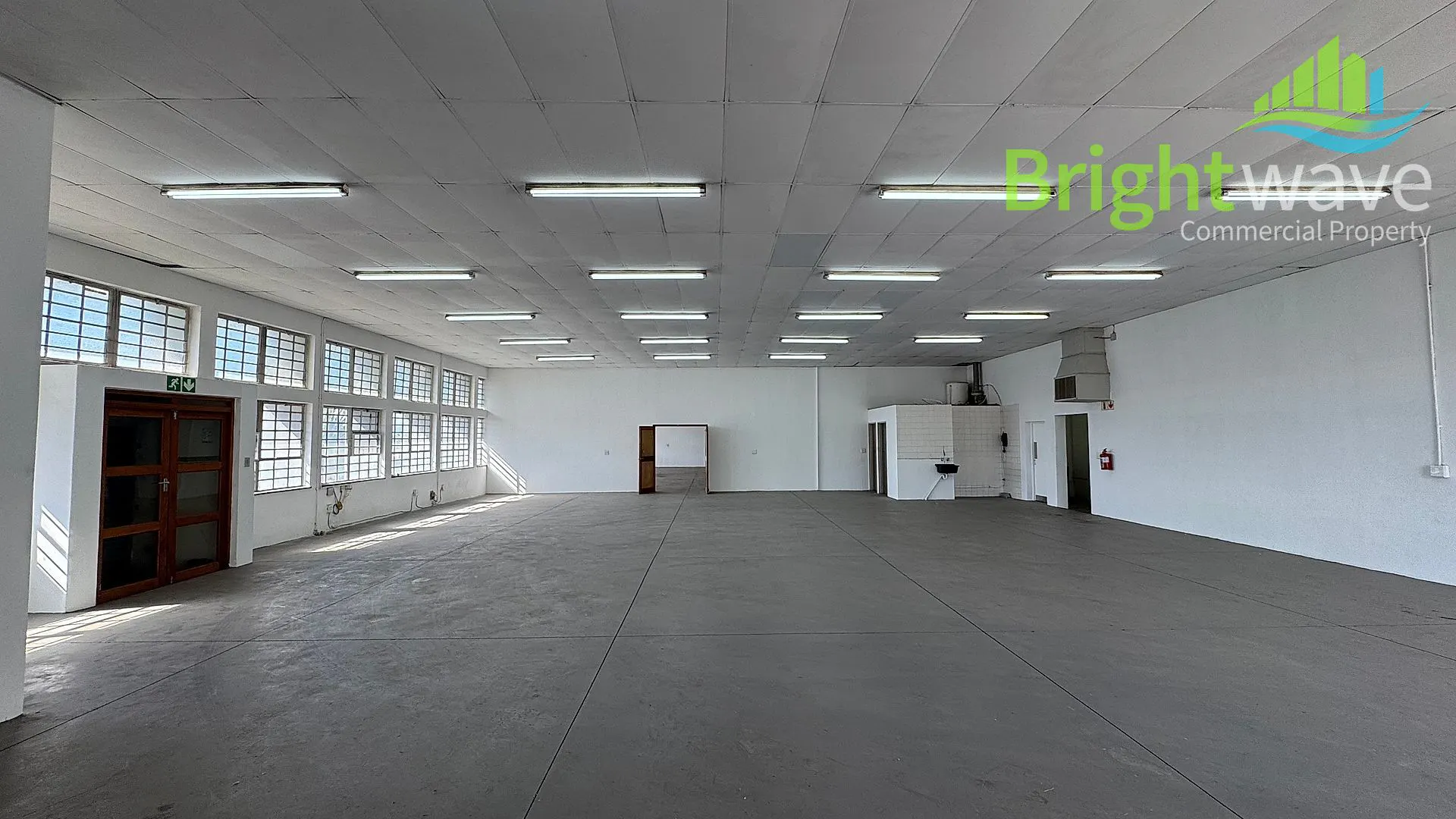 Open plan industrial area at 88 Roodebloem Building