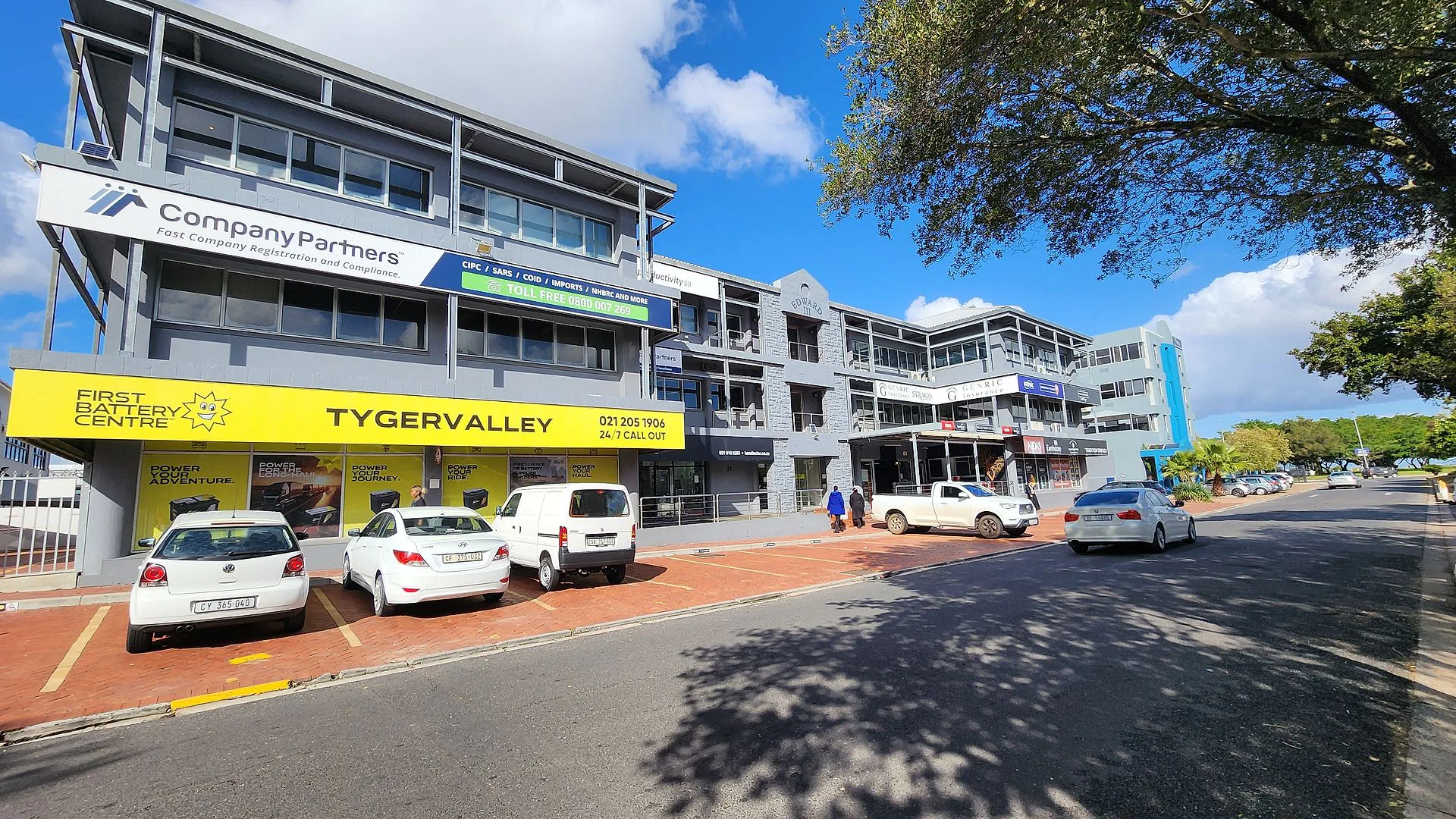 243 m² Office in Tyger Valley