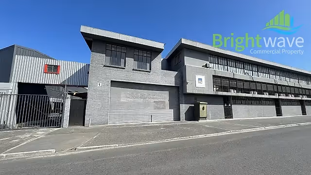 Maitland Business Exchange in Maitland, exterior view.