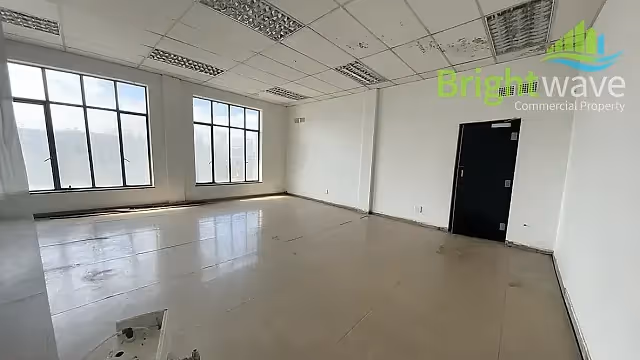 2090 m2 office to let at Maitland Business Exchange in Maitland, open plan interior.