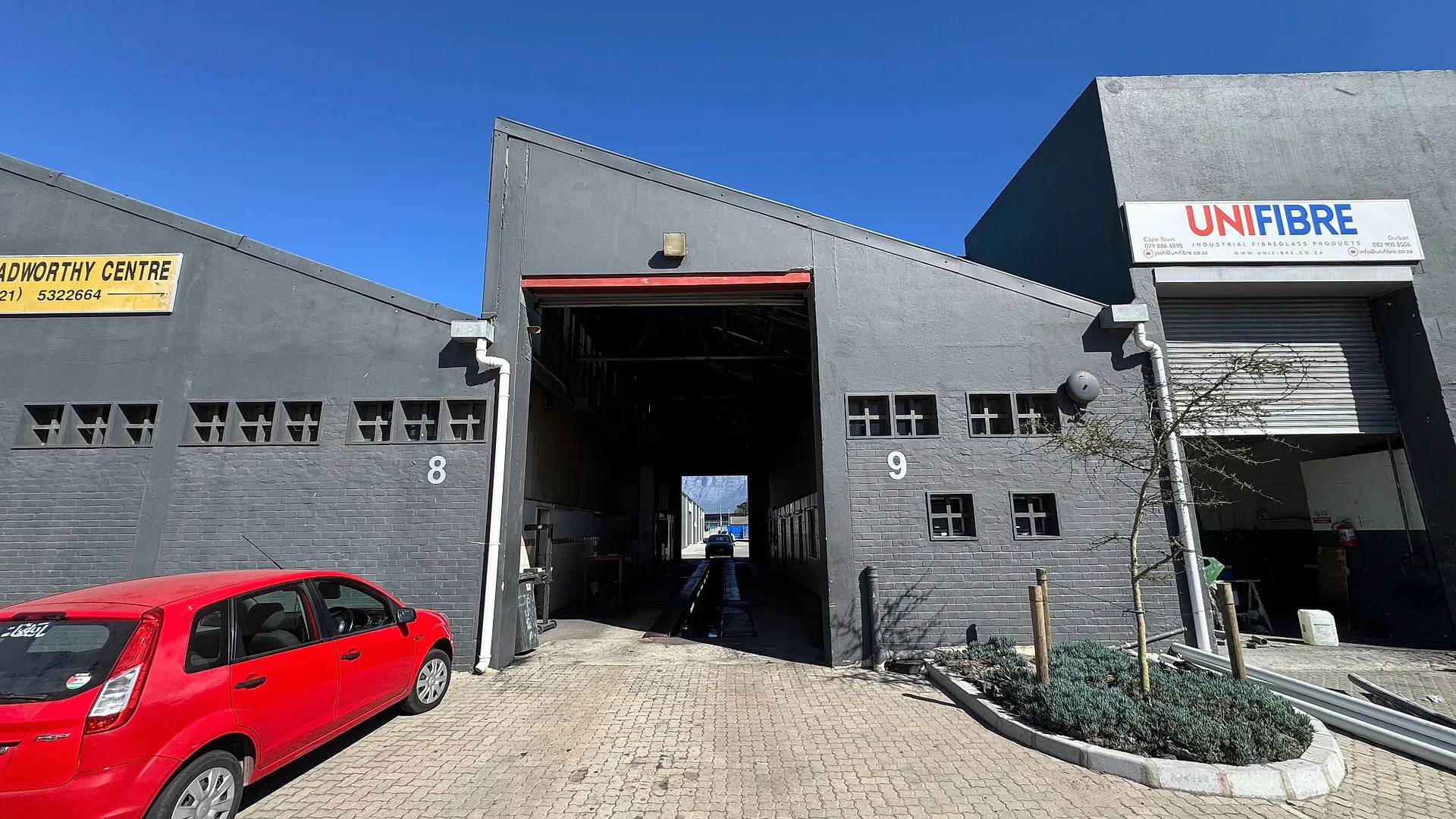 Gunners Factory Park, Epping, industrial for rent