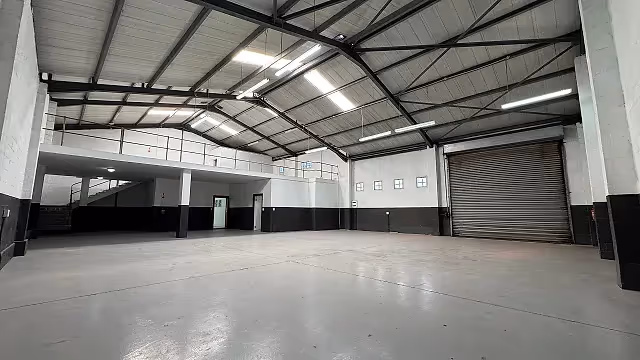 Office to let at Gunners Factory Park in Epping.