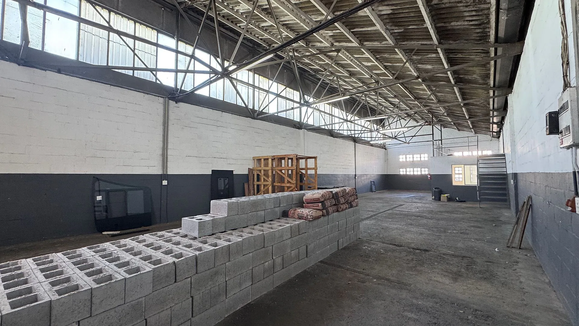Gunners Factory Park, Epping, industrial for rent
