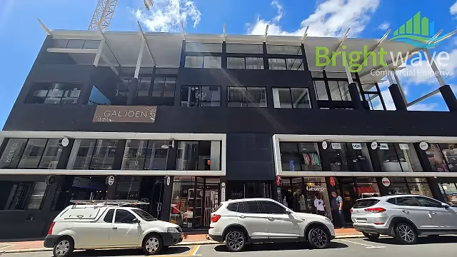 99 Harrington in Cape Town CBD, exterior view.