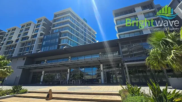 The Yacht Club, Foreshore - building photo 8
