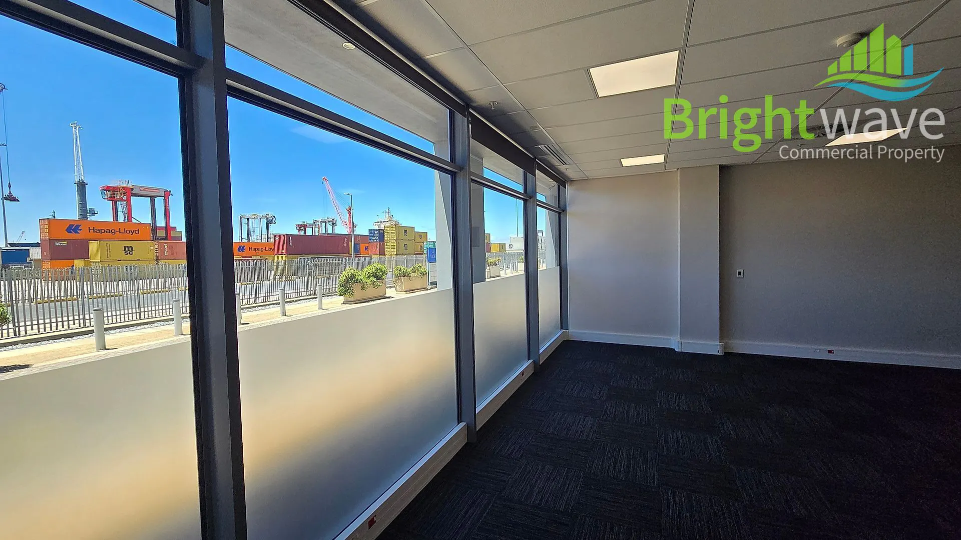 The Yacht Club, available office to let in Foreshore