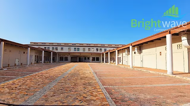 Stop & Shop Centre in Kraaifontein, exterior view.