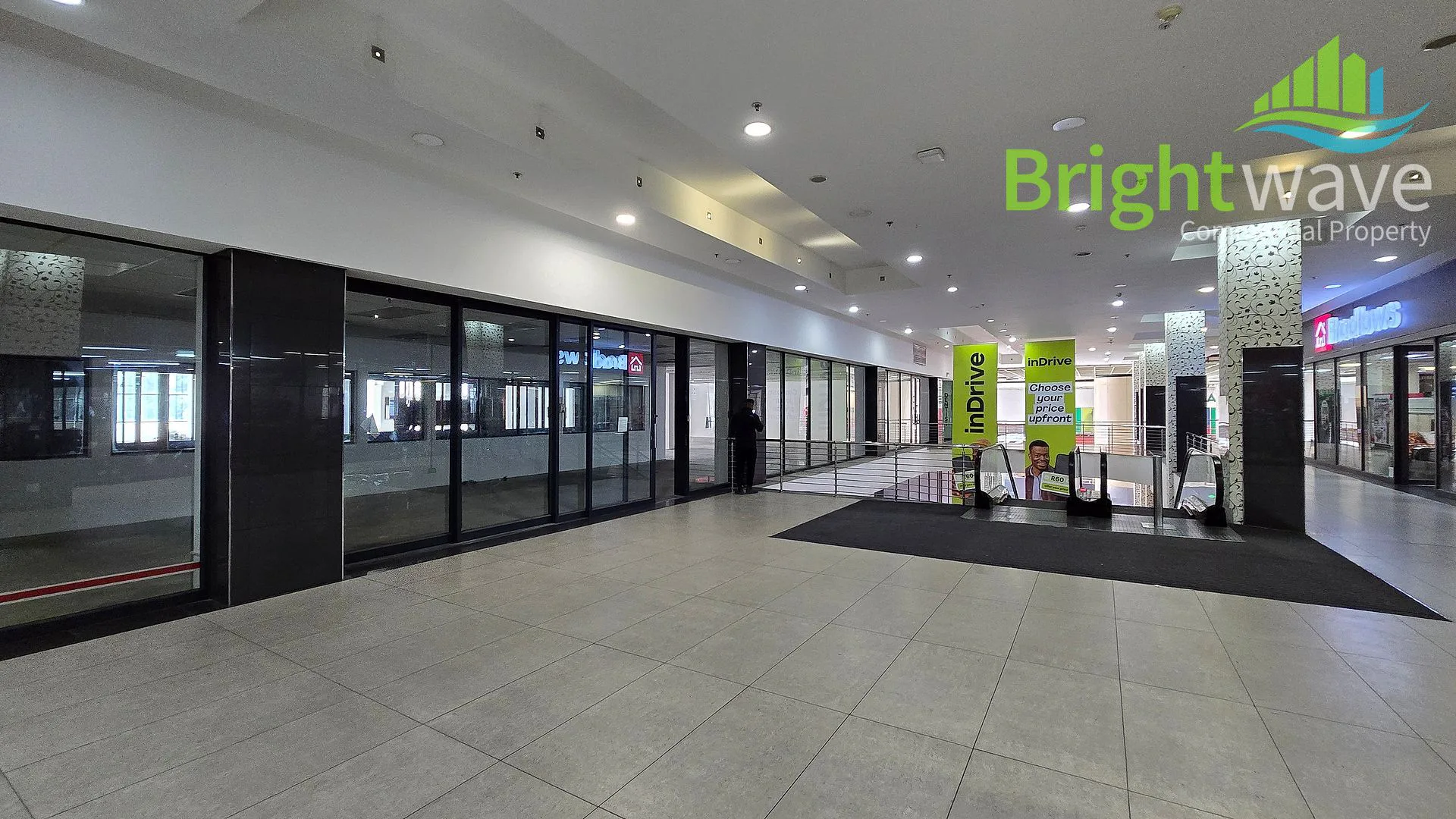 The Golden Acre, Foreshore, retail for rent