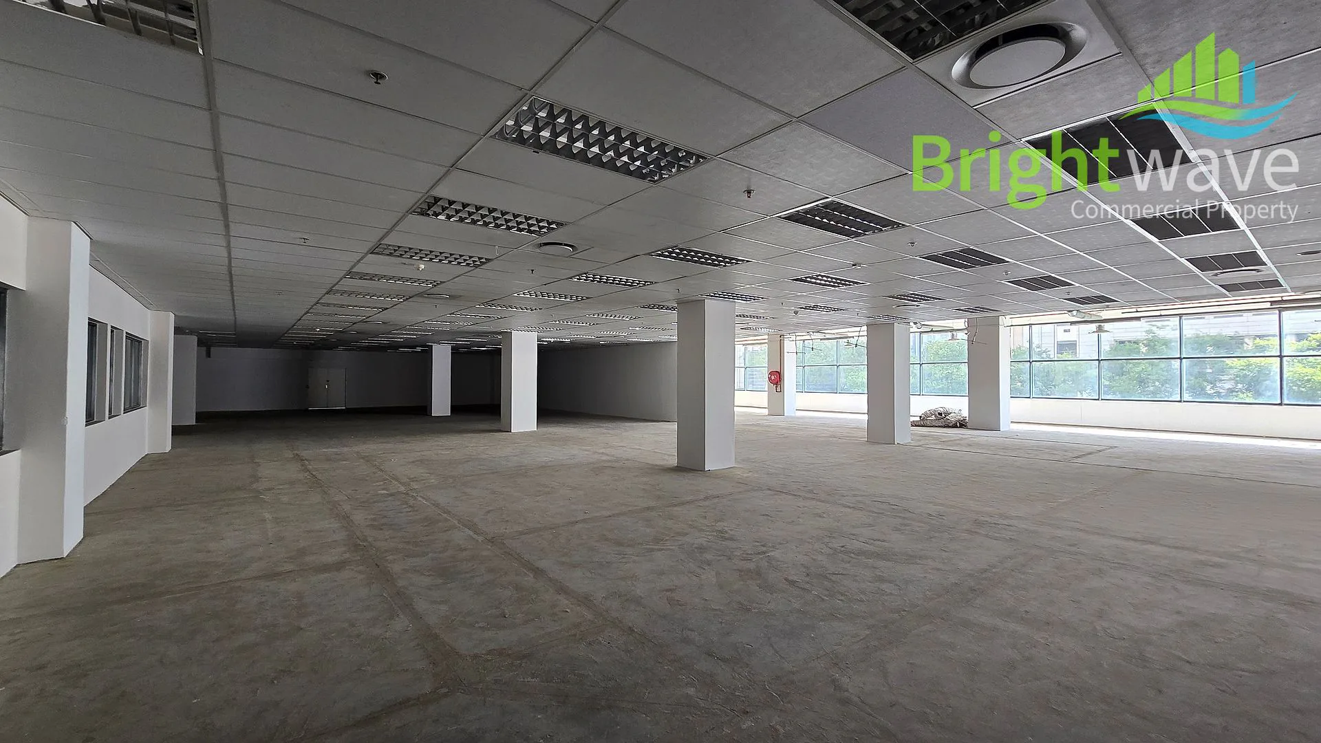Retail layout at The Golden Acre, Foreshore