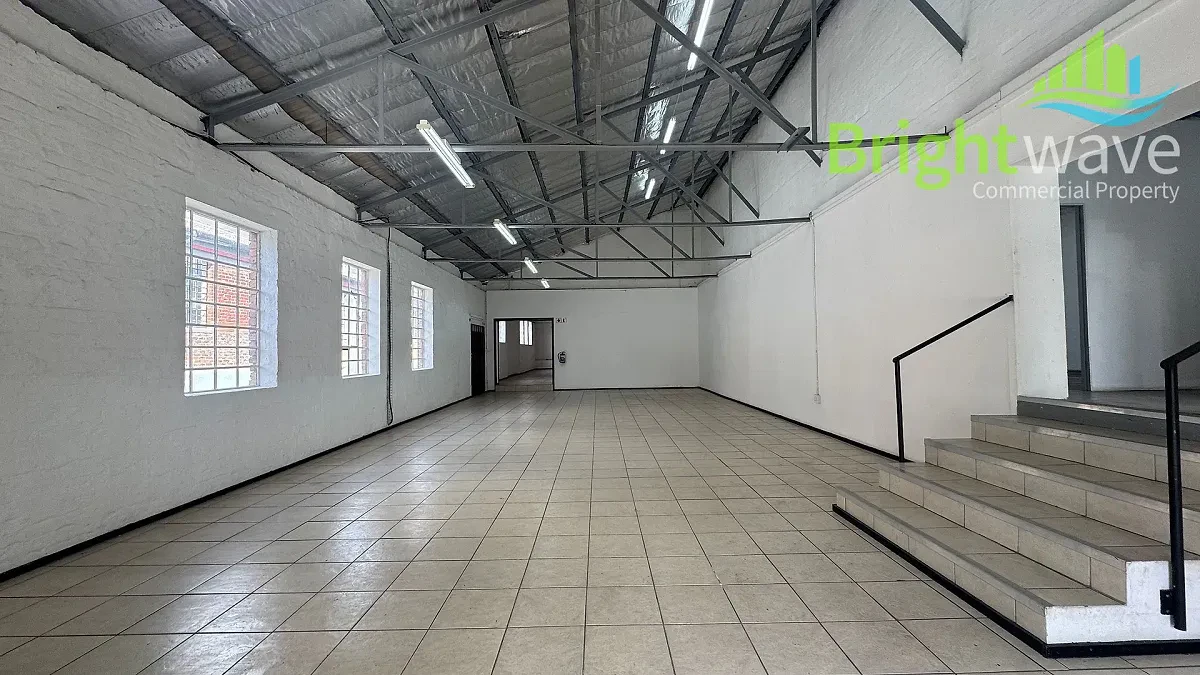 265 Victoria warehouse space to let in Salt River