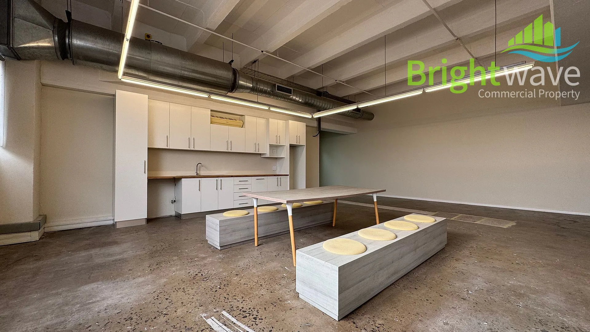 8 Wessex Road, available office to let in Paarden Eiland