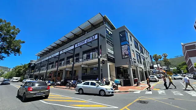 Lifestyle on Kloof, Gardens - building photo 7