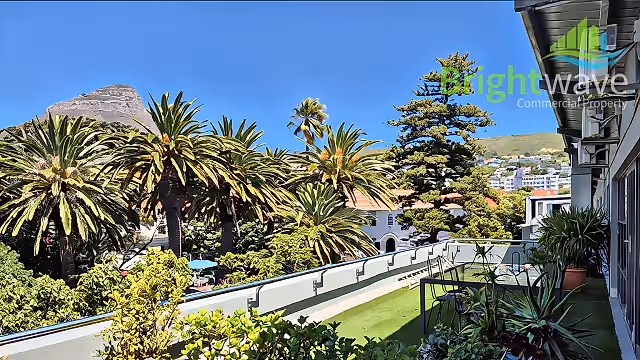 Office to let at Lifestyle on Kloof in Gardens.