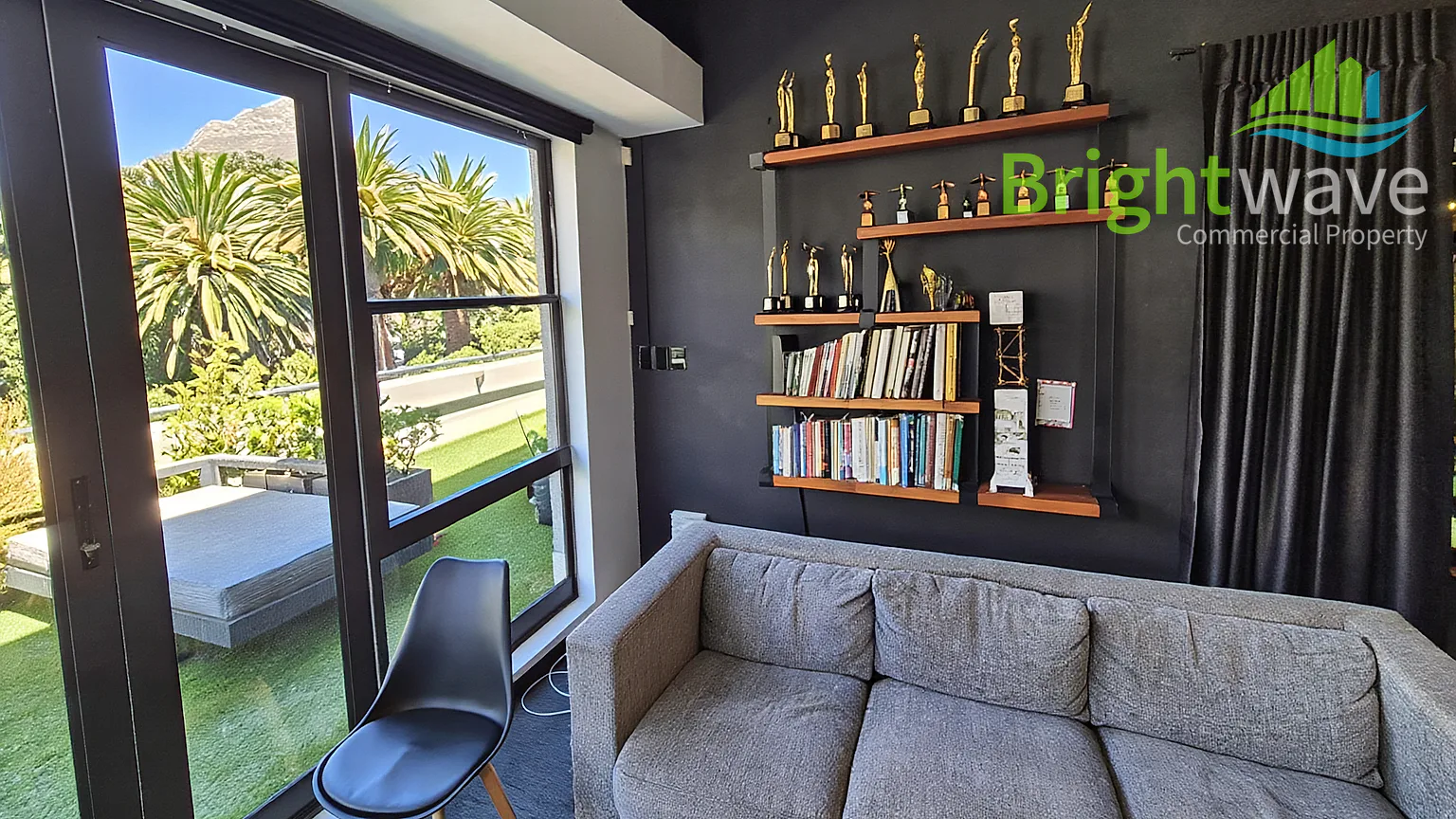 Office layout at Lifestyle on Kloof, Gardens