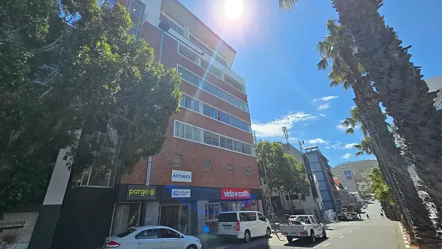 62 Roeland, Gardens - building photo 4