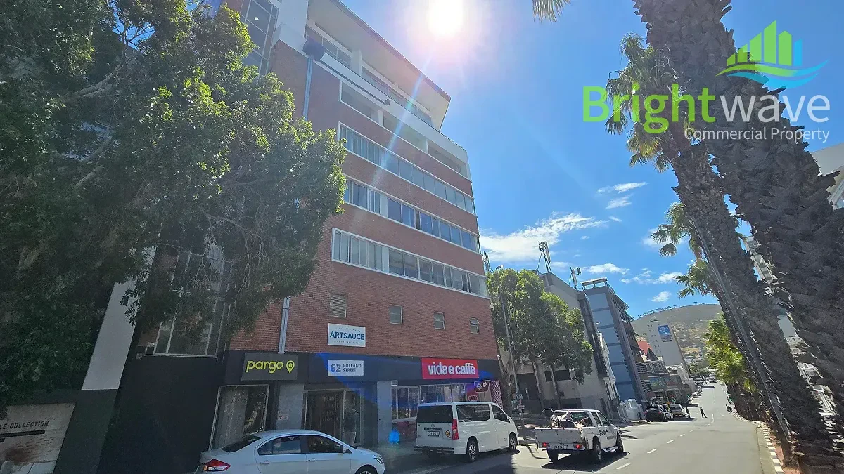 62 Roeland, Gardens - building photo 4