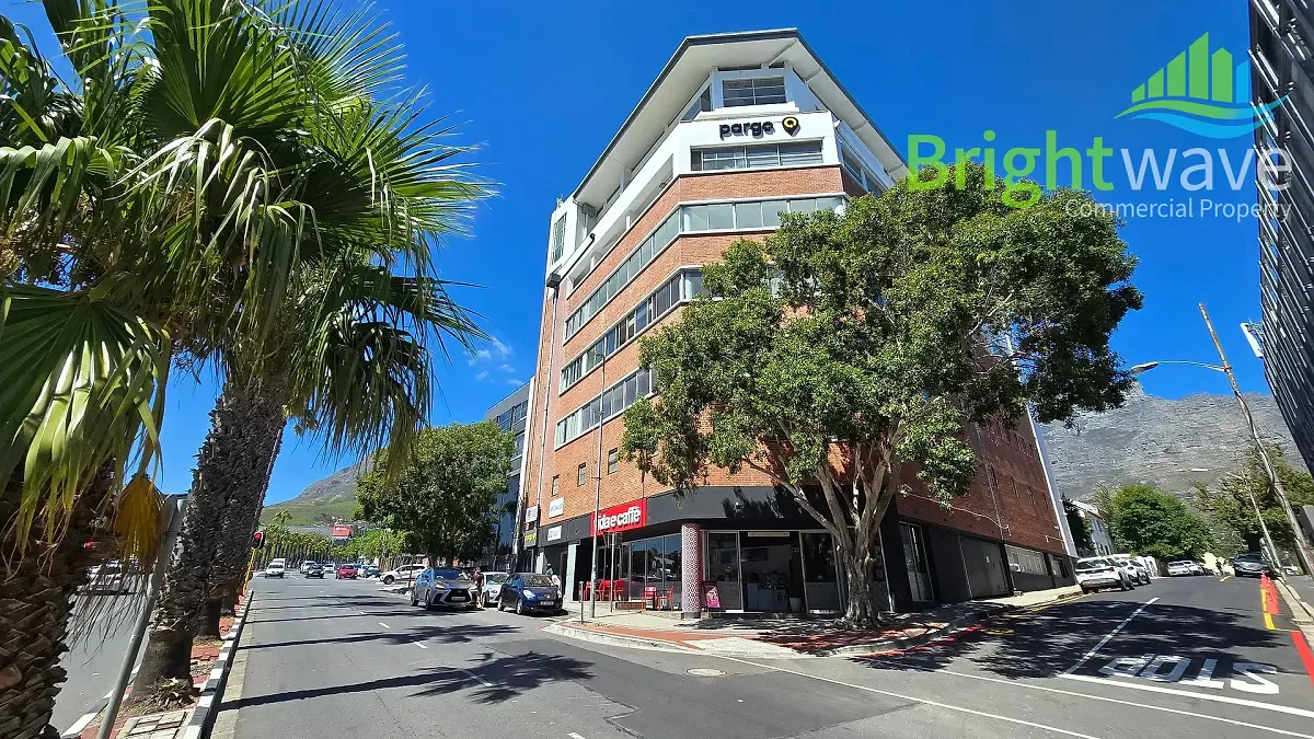 62 Roeland, Gardens - building photo 11