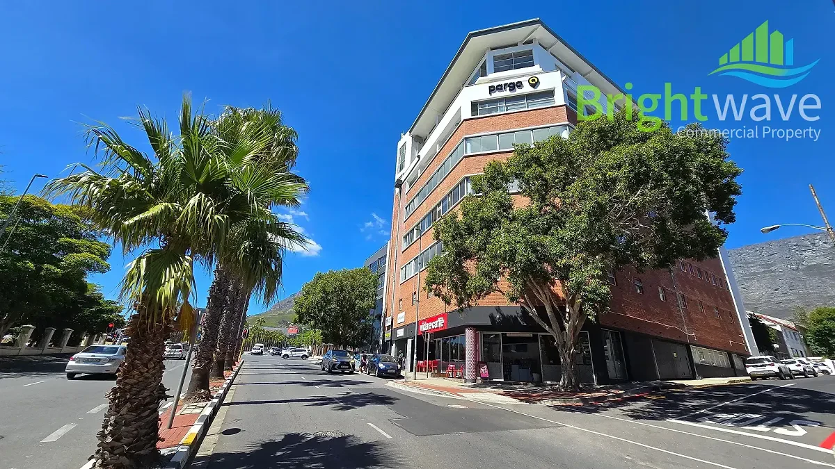 62 Roeland, Gardens - building photo 12