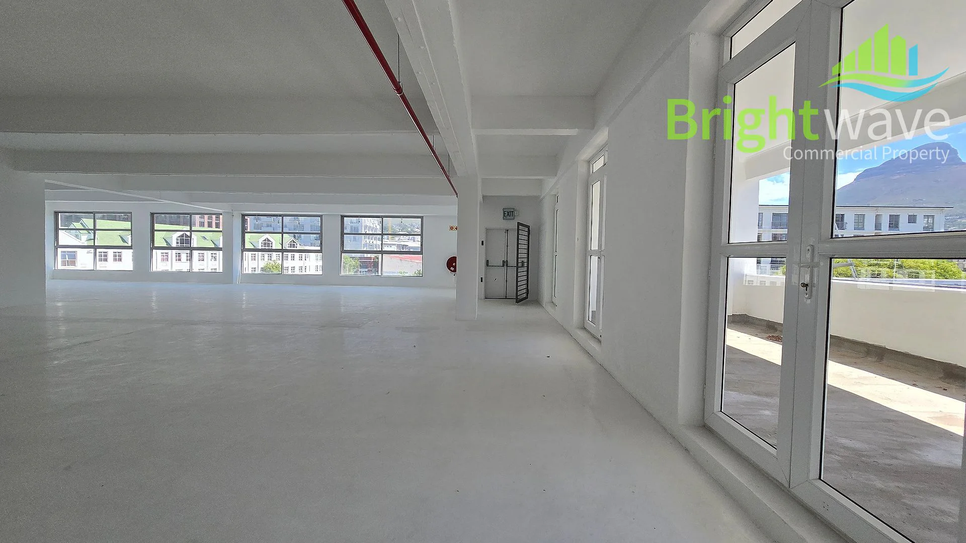Office layout at 62 Roeland, Gardens