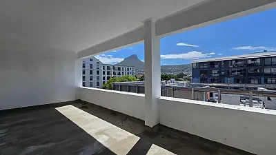 62 Roeland, available office to let in Gardens