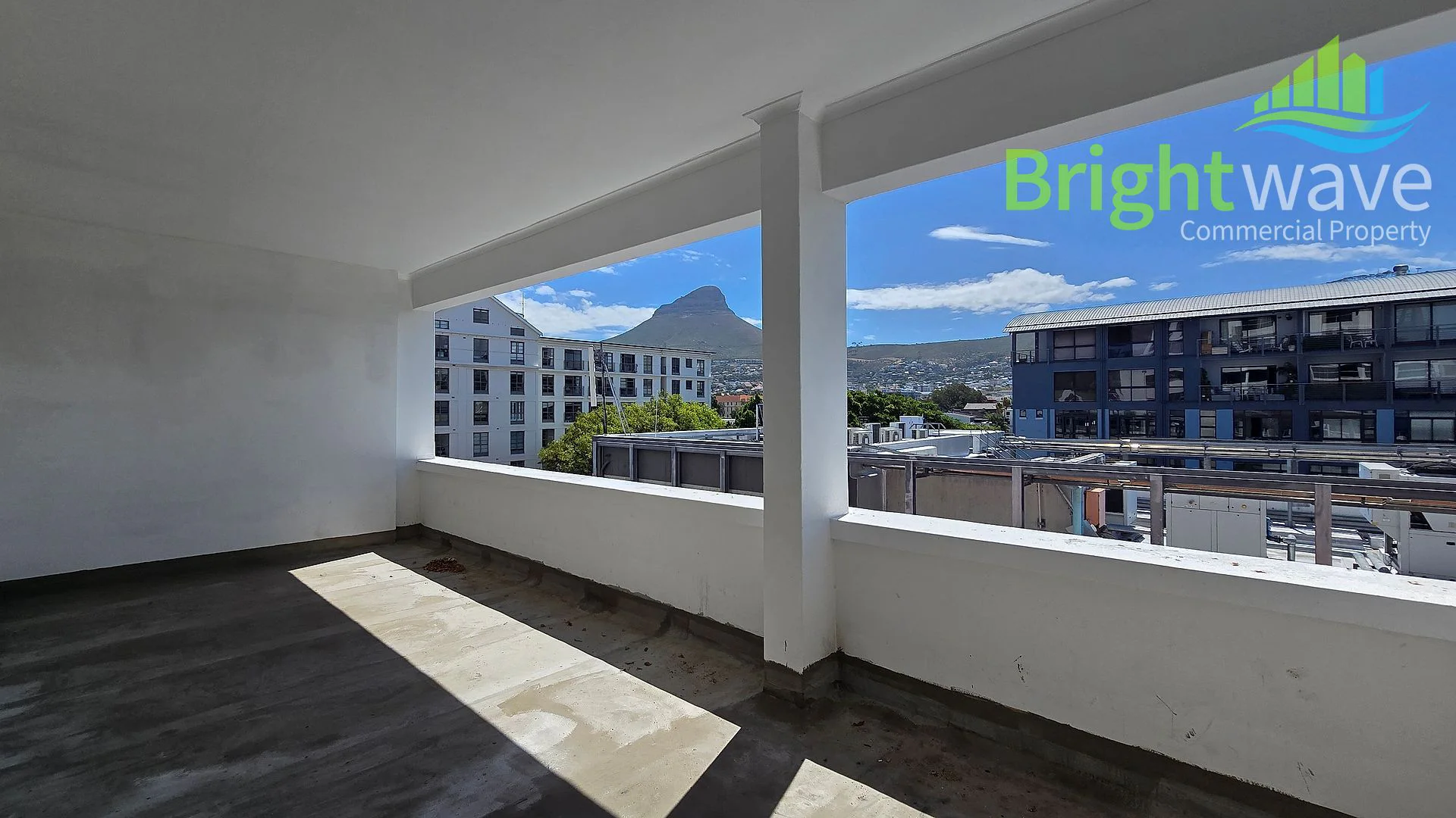 62 Roeland, available office to let in Gardens