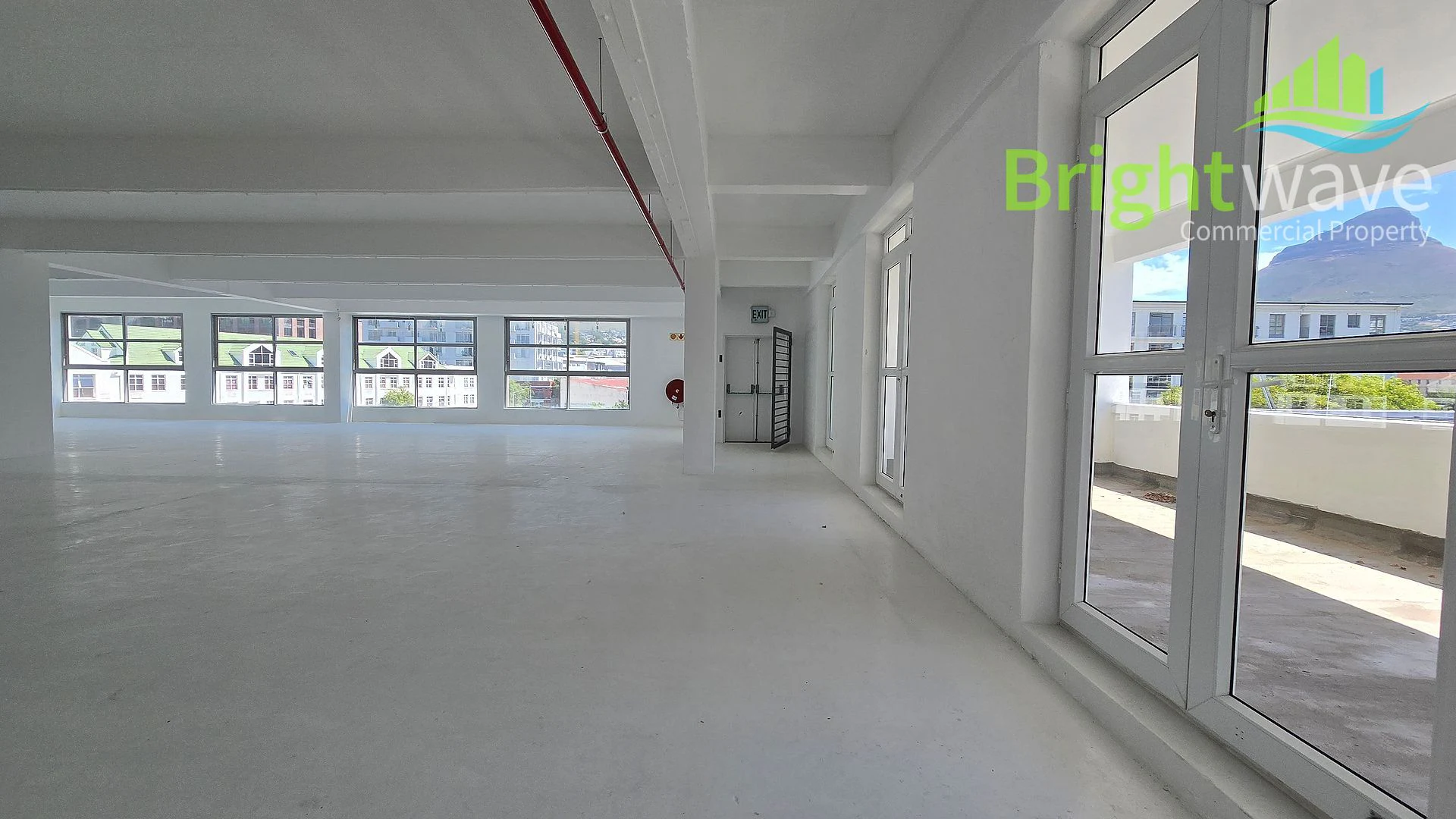 Office layout at 62 Roeland, Gardens