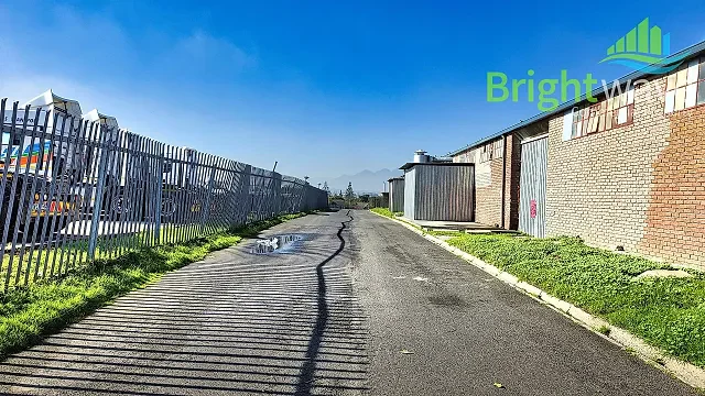 5 Morgenster Street, Brackenfell - building photo 2