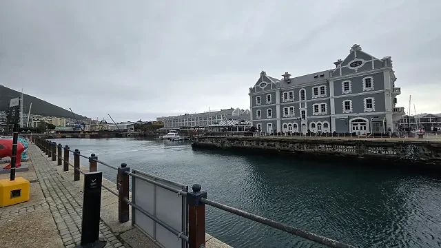 The Clock Tower, V&A Waterfront - building photo 11