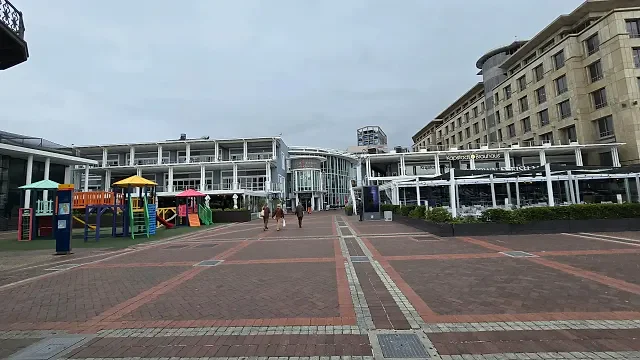 The Clock Tower, V&A Waterfront - building photo 16