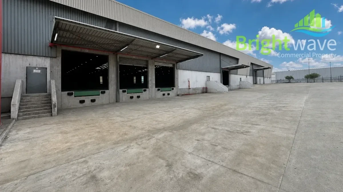 Racecourse Gardens Industrial Park commercial property in Marconi Beam