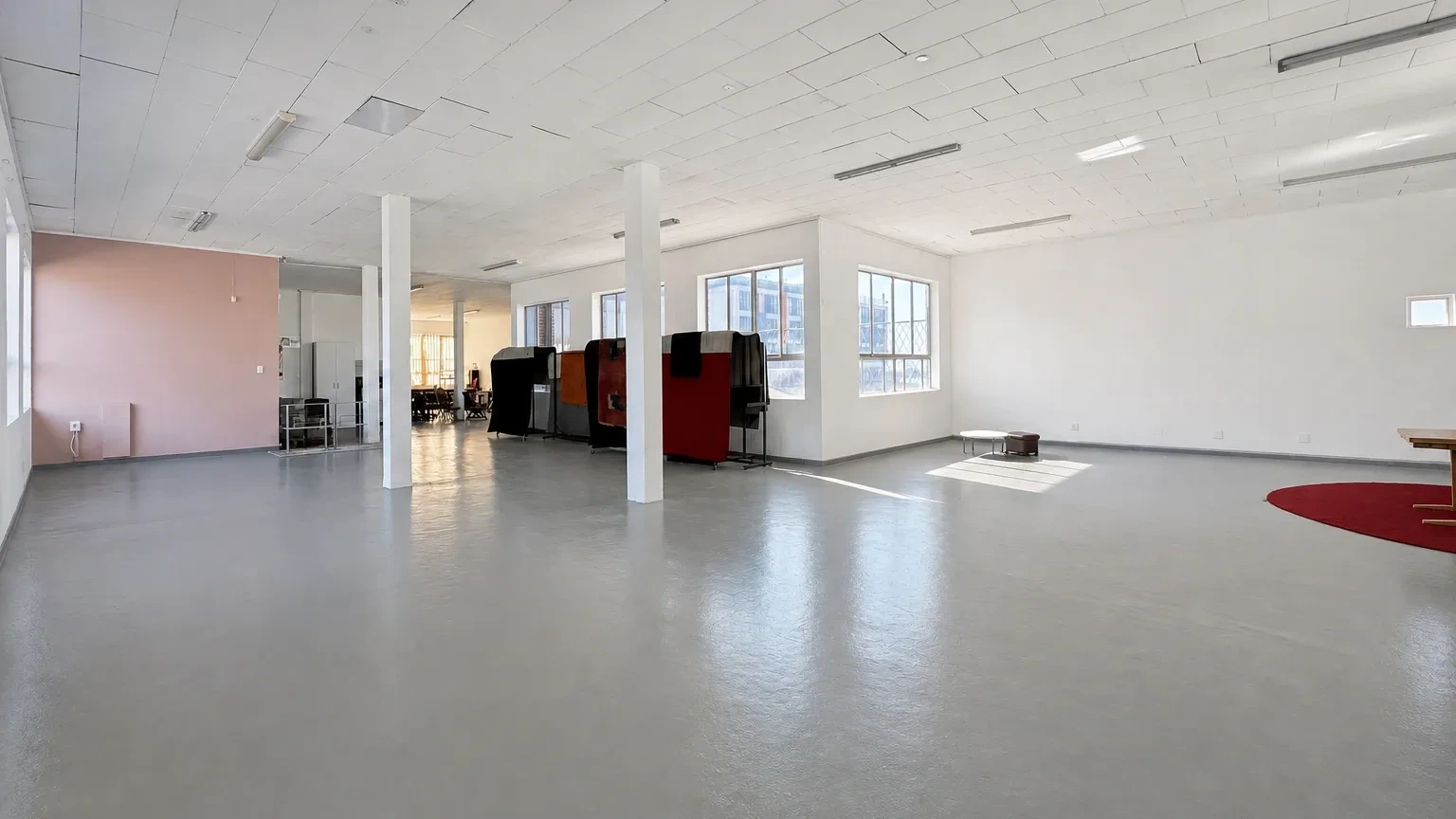 Skeitex Building, available office to let in Woodstock