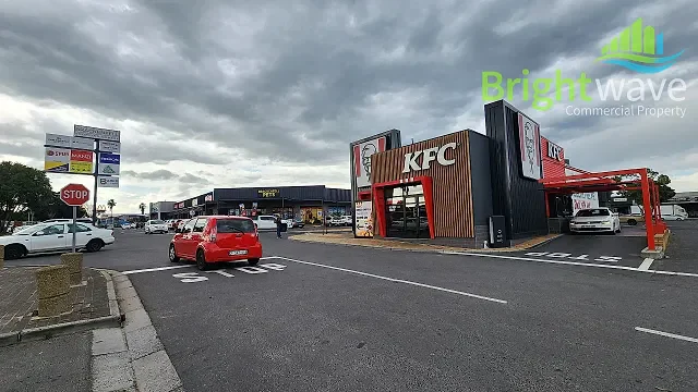 Brackenfell Shopping Centre, Brackenfell - building photo 1