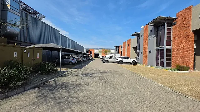 Willow Park, Stikland - building photo 7