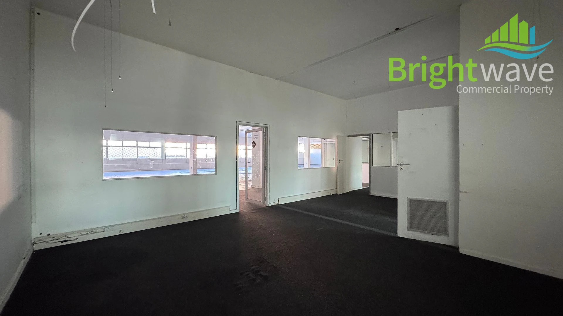 264 Victoria Road, available office to let in Woodstock
