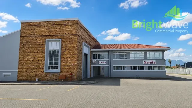 1 Range Road, Blackheath - building photo 1