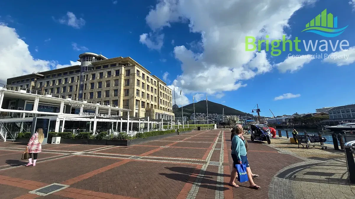 The Clock Tower, V&A Waterfront - building photo 8