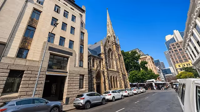 40 Burg Street in Cape Town CBD, exterior view.