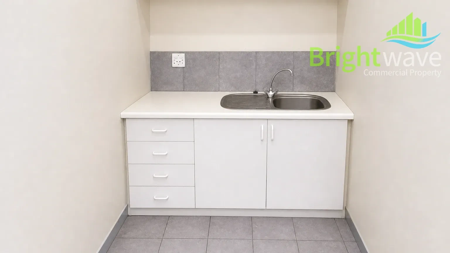 TOKAI ON MAIN OFFICE PARK, available office to let in Tokai
