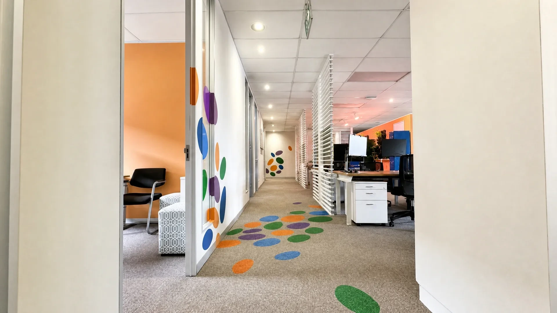 Office layout at TOKAI ON MAIN OFFICE PARK, Tokai