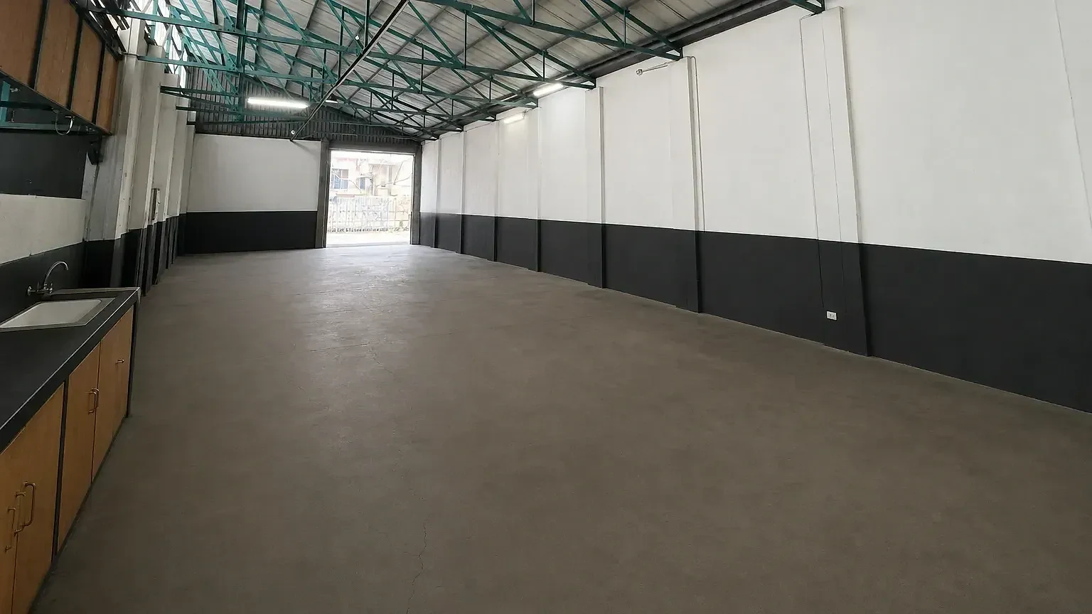 Tedric Park, available industrial to let in Stikland