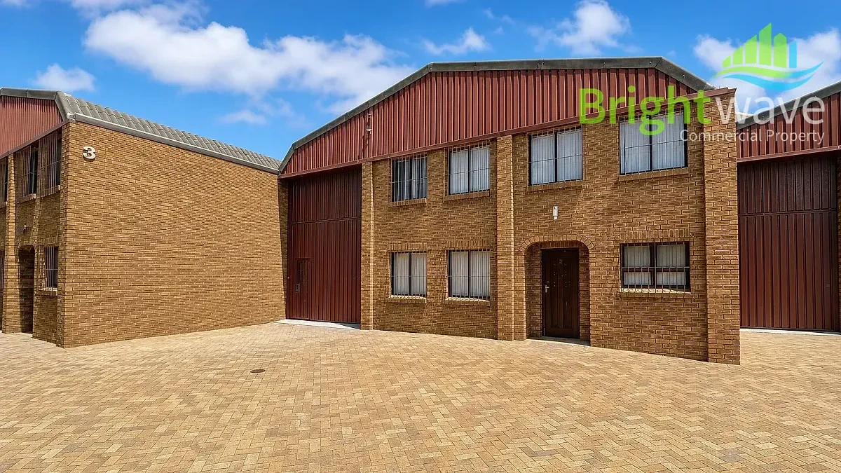 4 Hoist Avenue, Montague Gardens - building photo 2