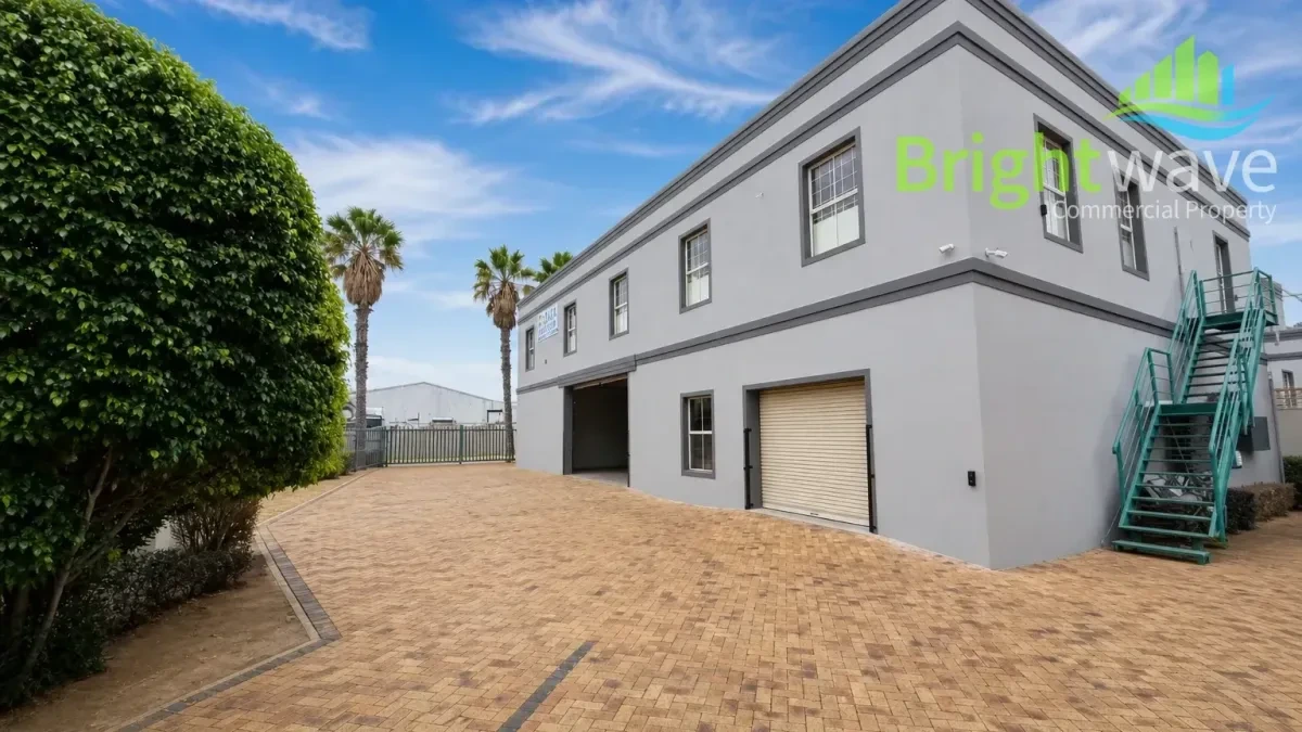 103 Kyalami Drive, Killarney Gardens - building photo 5