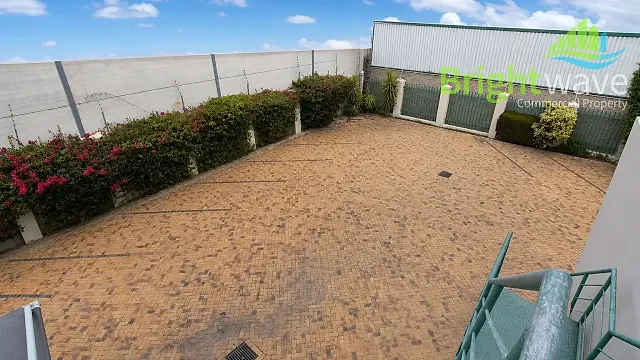 103 Kyalami Drive, Killarney Gardens - building photo 6